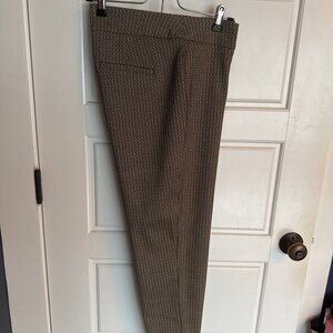 Chico's Black and Tan Stretch Size 10